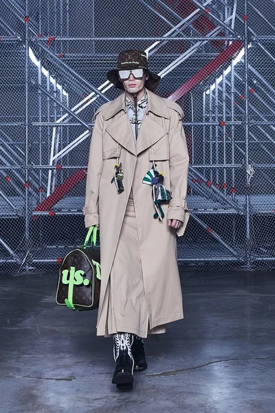 Look 83